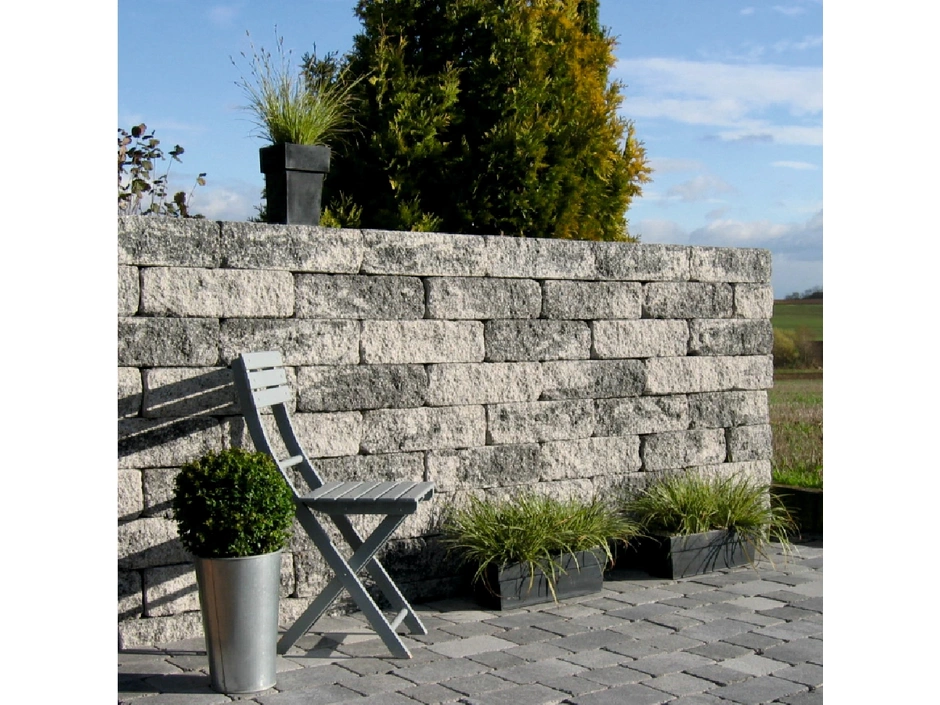 EHL BossAntik Mauerstein 2-s. boss. granit-hell 50 | hagebau Gebr. Ott