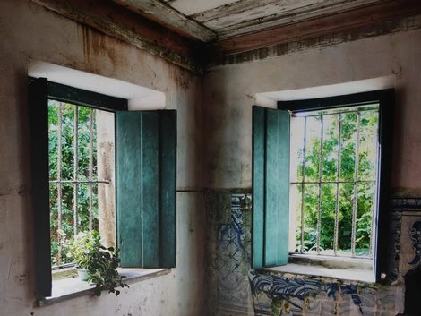 vergitterte Fenster Raumklima_Schimmelvermeidung_2