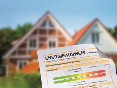 Energieausweis eines Gebäudes Nahansicht Energieausweis